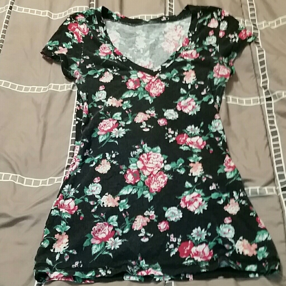 V-neck top